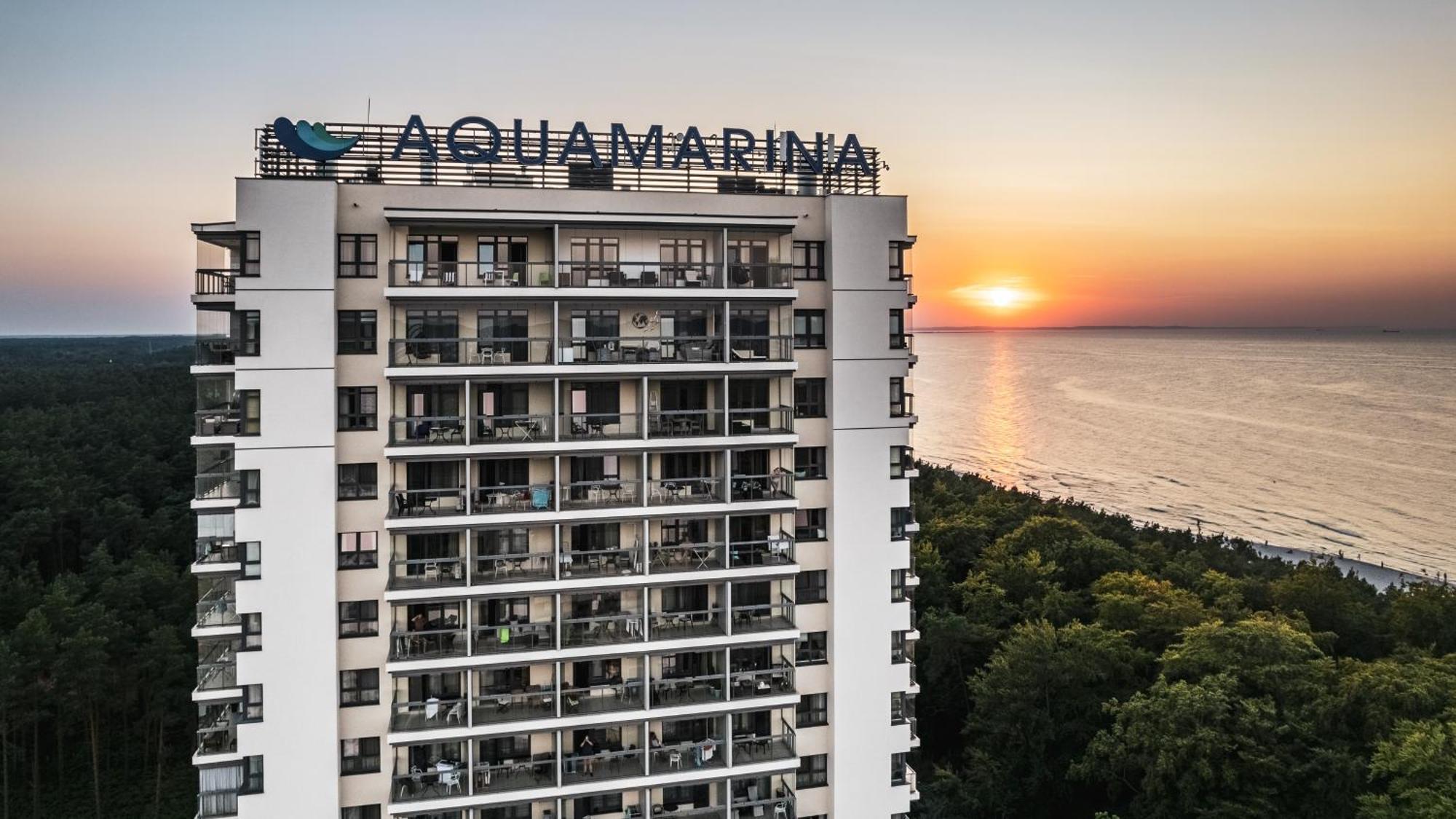 Sun & Snow Aquamarina Onyx Apartment *